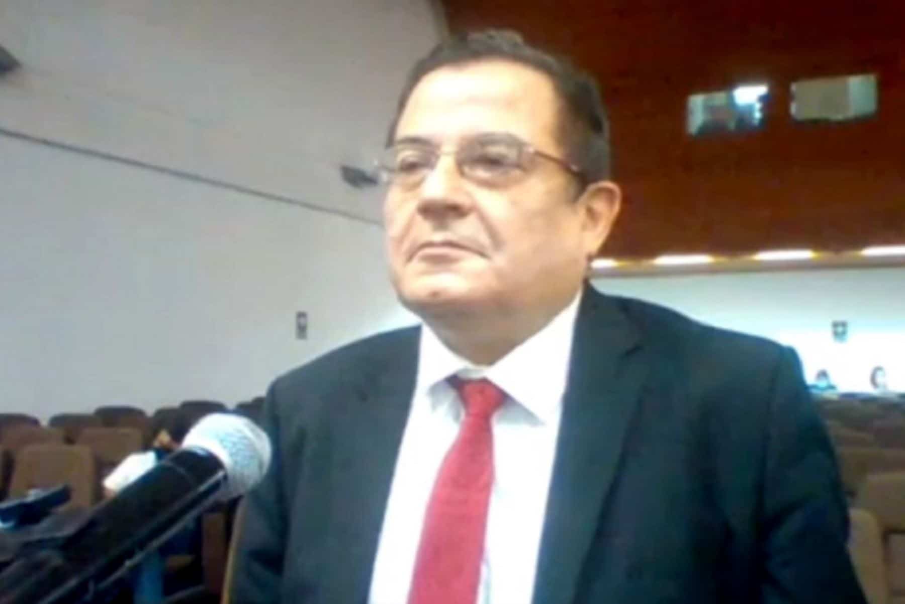 Congreso elige a César Ochoa como magistrado del Tribunal Constitucional